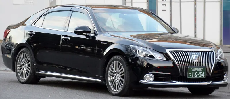 Toyota Crown Royal Saloon