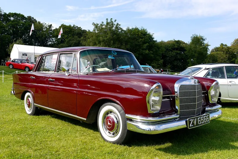 Mercedes-Benz Classe V 300d Exclusive 7P