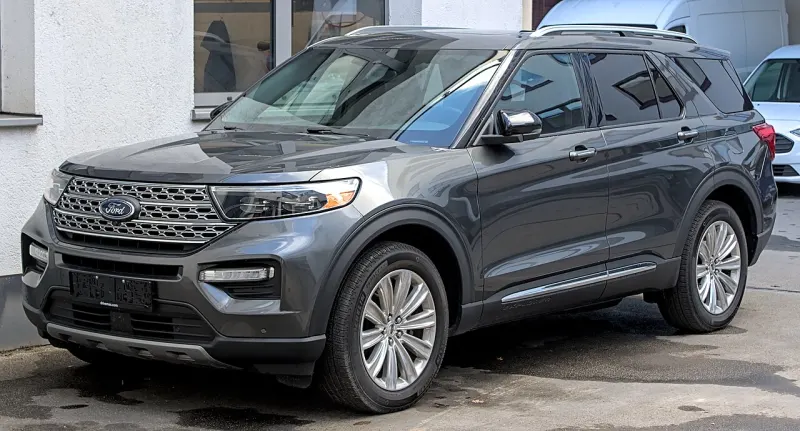 Ford Explorer Platinum V6 4WD