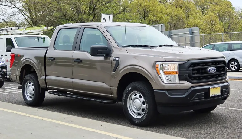 Ford F-150 Lariat 5.0L V8 4x4