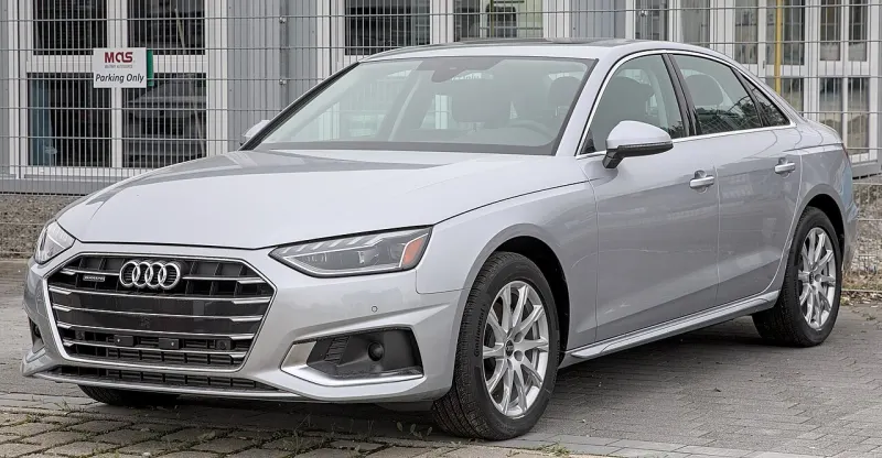 Audi A4 S-Line Quattro